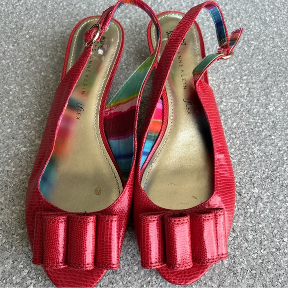 Anne Klein I flex Coral Loop Toe Slingback Wedge Sandals - Picture 1 of 4